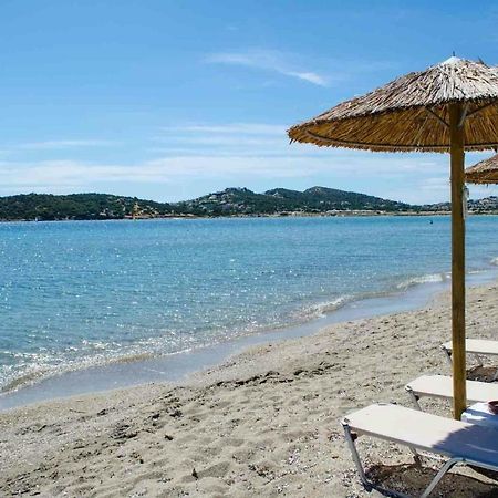 Renovated Apt 100M From Beach Wifi Ac Ανάβυσσος Εξωτερικό φωτογραφία