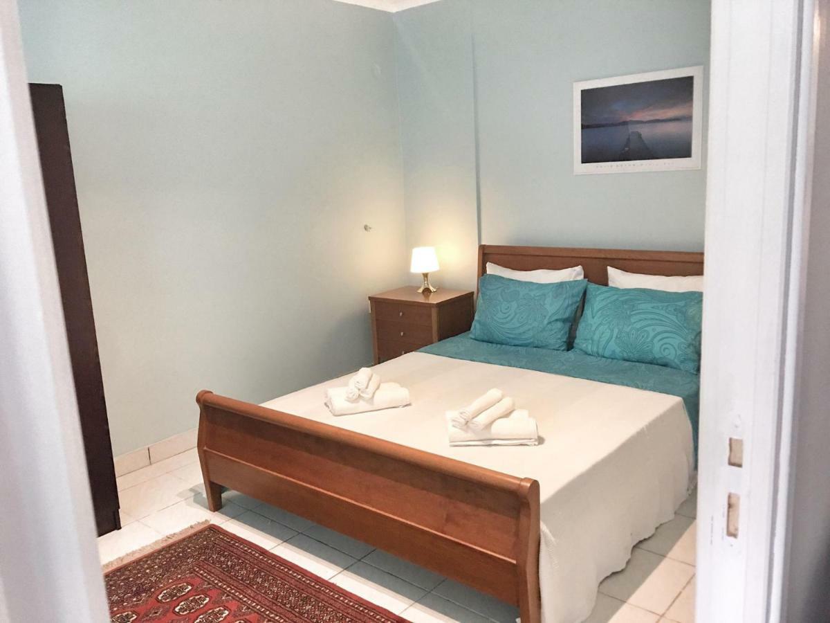 Renovated Apt 100M From Beach Wifi Ac Ανάβυσσος Εξωτερικό φωτογραφία