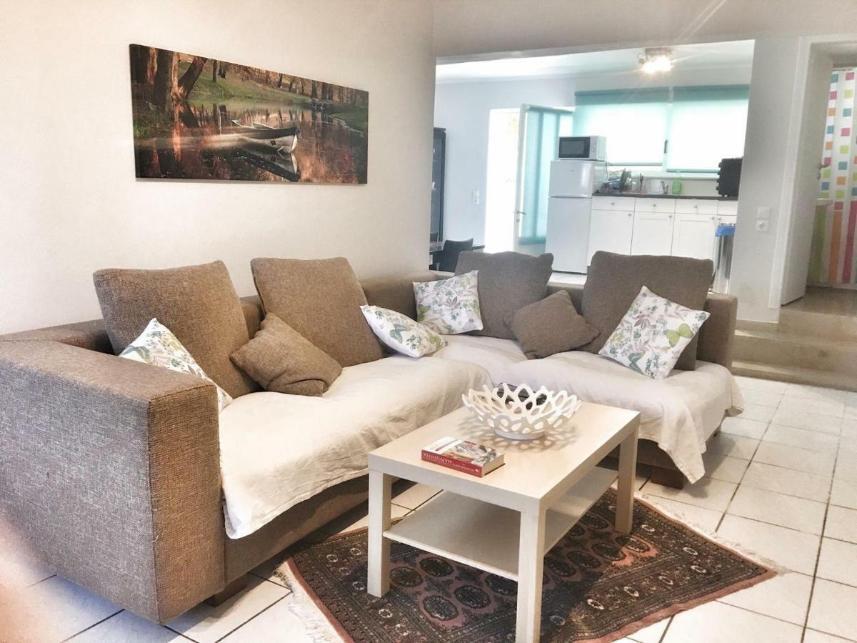 Renovated Apt 100M From Beach Wifi Ac Ανάβυσσος Εξωτερικό φωτογραφία